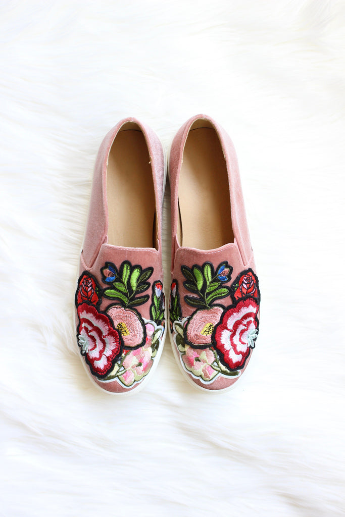 Penelope Embroidered Sneakers in Rose